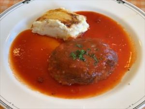 高岡子連れランチ♪キャセロール CasseRoleのハンバーグ&ピザでお腹いっぱい!