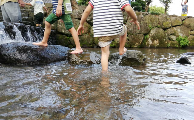 富山のじゃぶじゃぶ池・水遊び場まとめ！いつから遊べる？