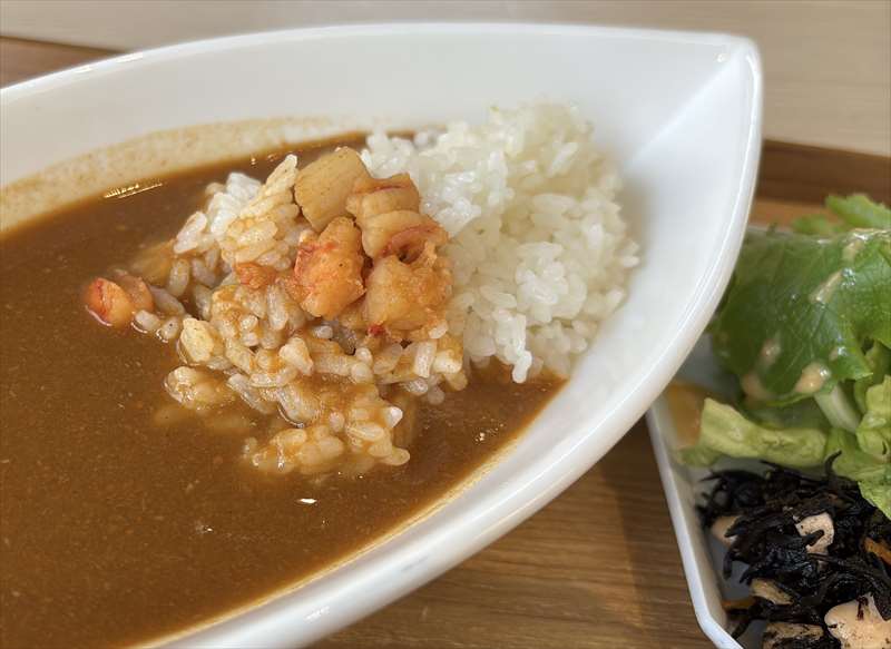 岩瀬カフェMUROYAシーフードカレー